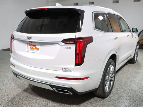 Used 2023 Cadillac XT6 Premium Luxury AWD/4WD image 7