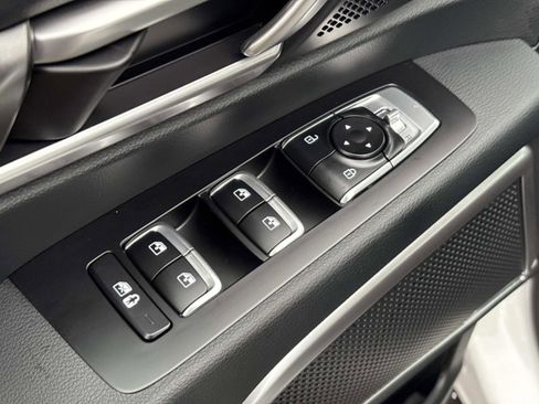 New 2025 Kia Telluride S image 22