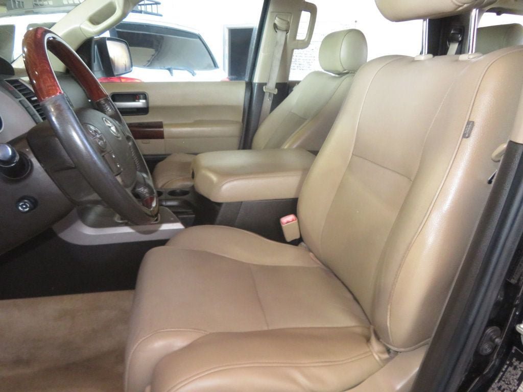 Used 2011 Toyota Sequoia Platinum AWD/4WD image 20