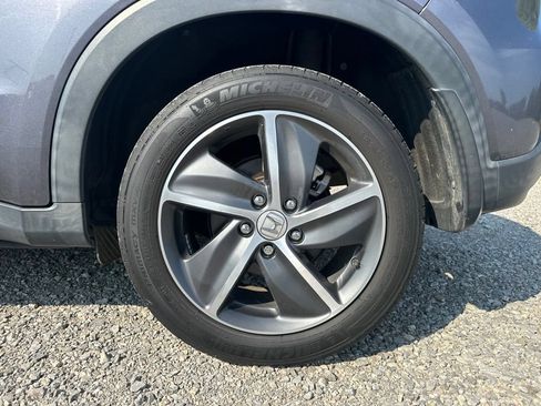 Used 2022 Honda HR-V EX image 7