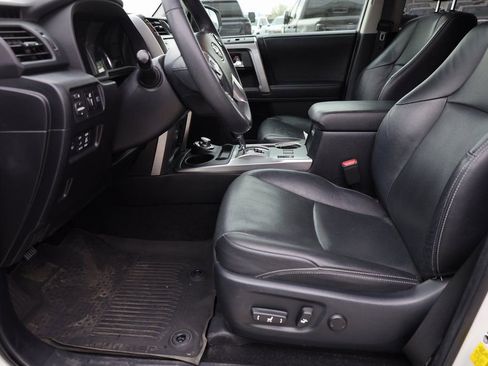 Used 2021 Toyota 4Runner Limited AWD/4WD image 11