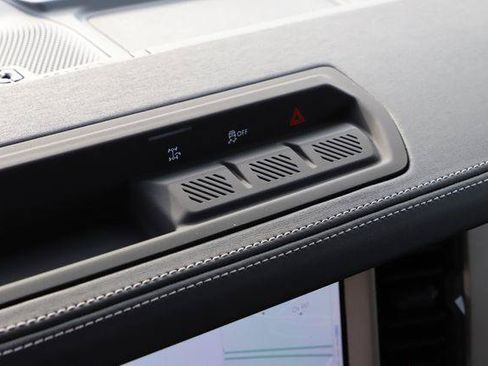 New 2026 Ford Bronco Outer Banks AWD/4WD image 33