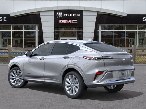 New 2026 Buick Envista Avenir image 3