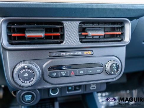 Used 2025 Ford Maverick Lariat w/ 4K Tow Package AWD/4WD image 27