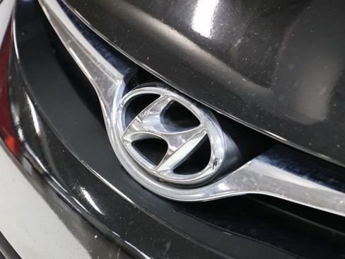 Used 2014 Hyundai Elantra SE w/ Option Group 02 image 10