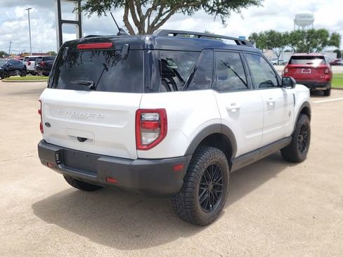 Used 2022 Ford Bronco Sport Outer Banks w/ Tech Package AWD/4WD image 3