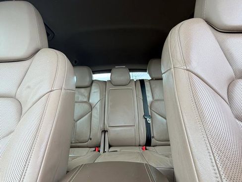 Used 2014 Porsche Cayenne S image 22