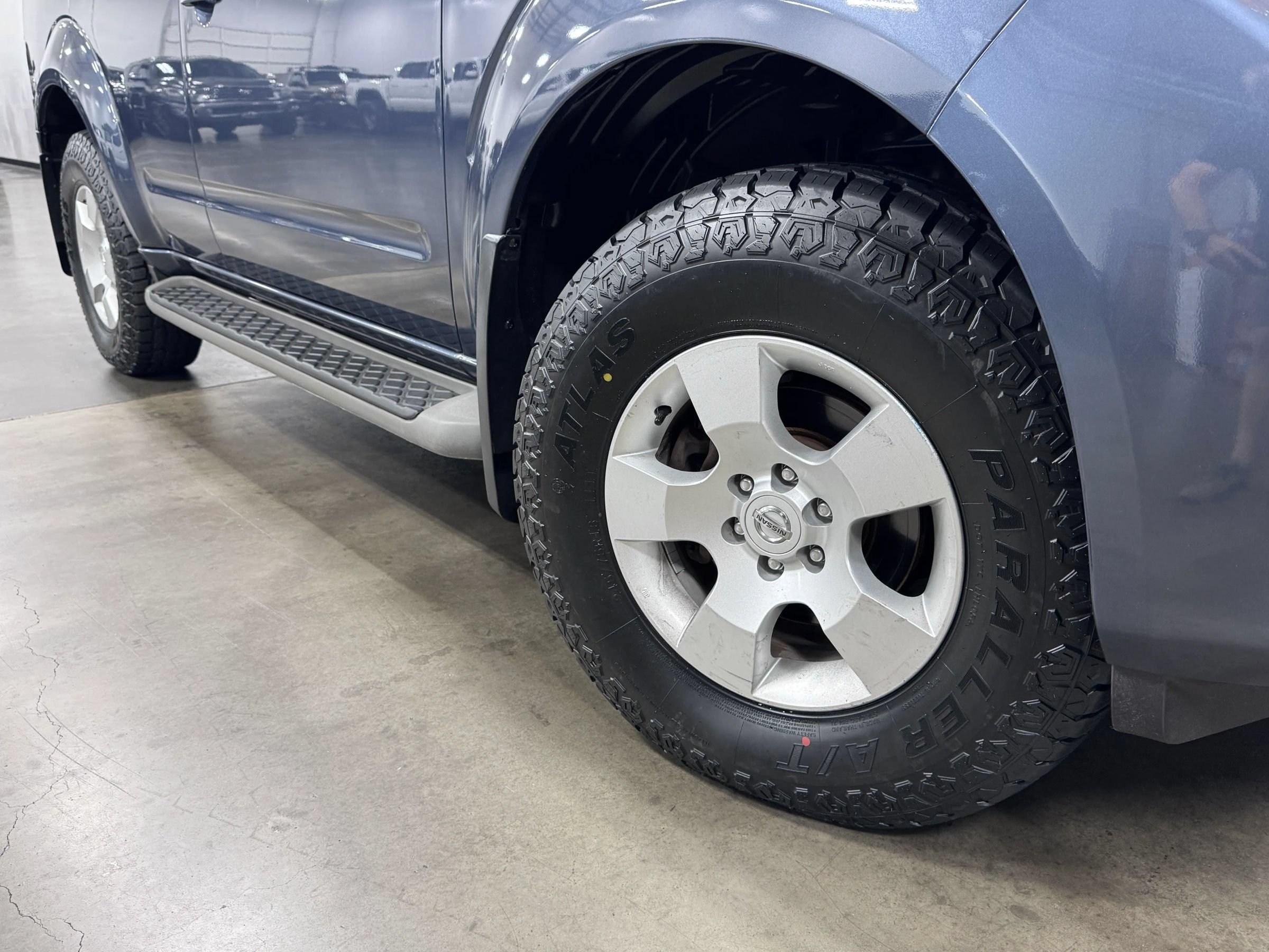 Used 2008 Nissan Pathfinder S w/ Side Airbags Pkg AWD/4WD image 17