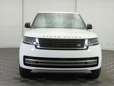New 2025 Land Rover Range Rover Autobiography image 2
