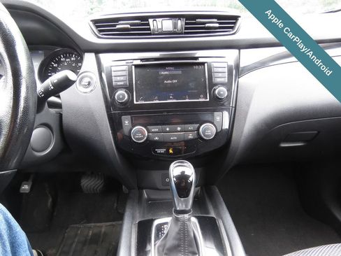 Used 2021 Nissan Rogue Sport SV AWD/4WD image 25