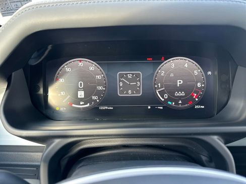 Used 2024 Land Rover Defender 110 S image 20