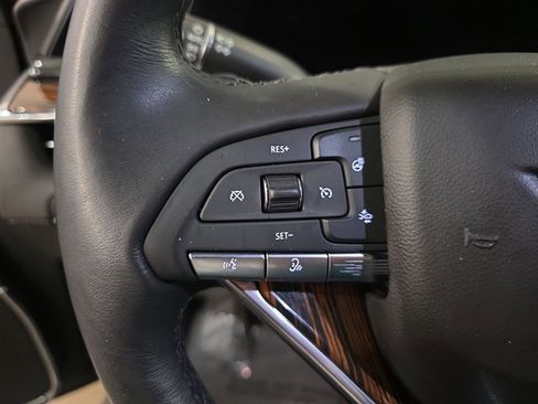 Certified 2023 Cadillac Escalade ESV Premium Luxury image 19