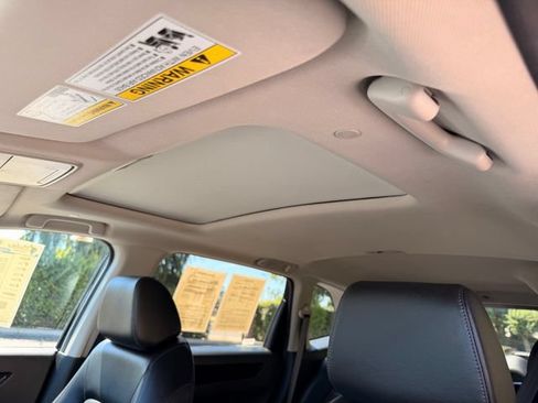 Used 2025 Honda CR-V EX-L image 10