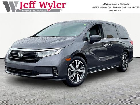 Used 2023 Honda Odyssey Touring image 1