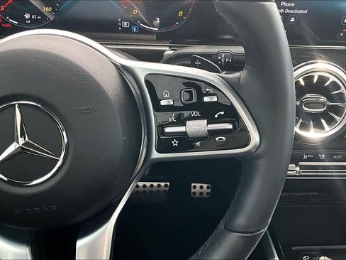 Certified 2022 Mercedes-Benz GLB 250 image 24
