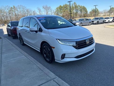 Certified 2024 Honda Odyssey Elite image 6