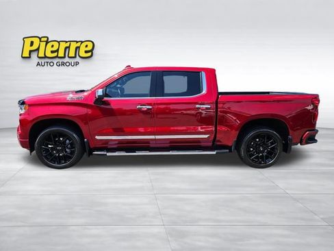 Used 2024 Chevrolet Silverado 1500 High Country w/ High Country Premium Package AWD/4WD image 2