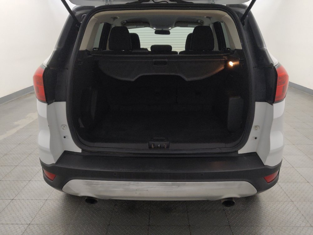 Used 2019 Ford Escape SE FWD image 29