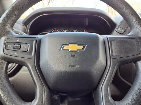 Used 2021 Chevrolet Silverado 1500 Custom image 13