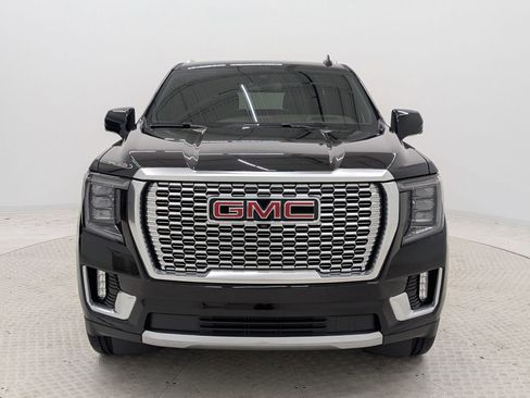 Used 2022 GMC Yukon XL Denali image 6