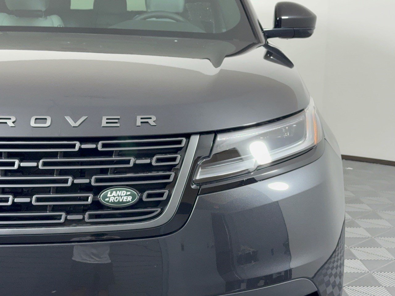 New 2026 Land Rover Range Rover Velar S AWD/4WD image 12