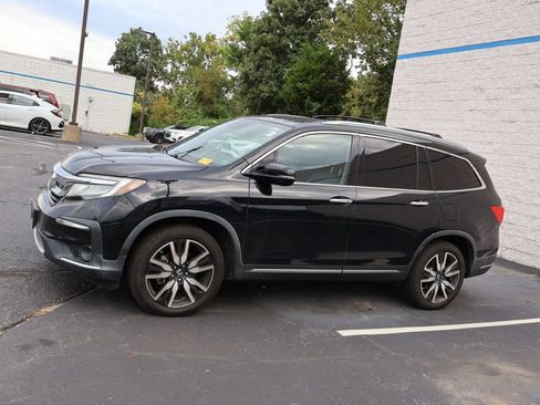 Used 2019 Honda Pilot Touring image 4