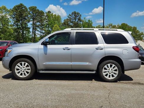 Used 2018 Toyota Sequoia Platinum image 2