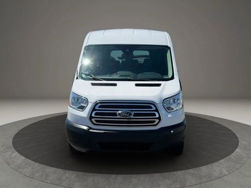 Used 2019 Ford Transit 350 XLT RWD image 9