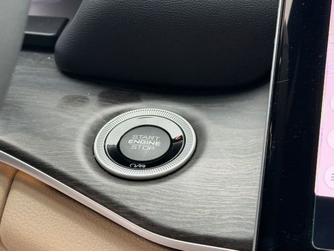 Used 2023 Jeep Grand Cherokee L Limited image 25