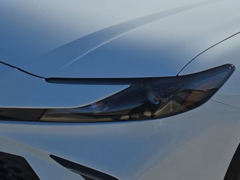 New 2026 Toyota Camry SE image 30