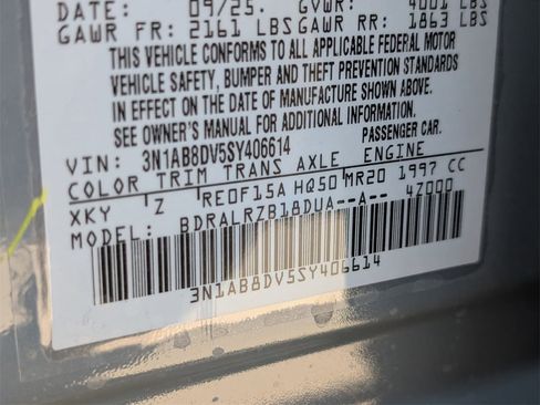 New 2025 Nissan Sentra SR image 22