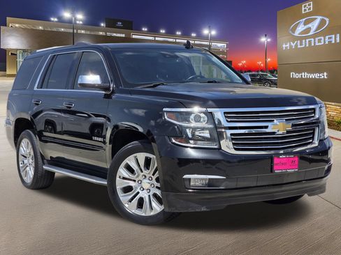 Used 2019 Chevrolet Tahoe Premier RWD image 3