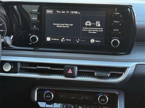 Used 2022 Kia K5 LXS image 16