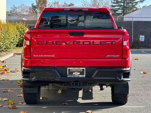 Certified 2024 Chevrolet Silverado 1500 ZR2 w/ Technology Package image 7