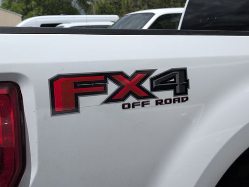 Used 2019 Ford F250 XLT w/ XLT Value Package AWD/4WD image 6