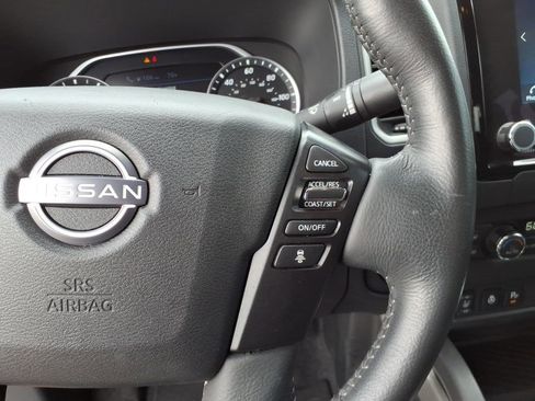 Certified 2024 Nissan Frontier SV w/ Technology Package RWD image 11