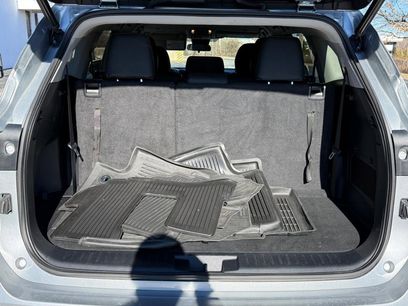 Used 2023 Toyota Highlander LE