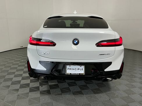 Certified 2025 BMW X4 xDrive30i w/ M Sport Package AWD/4WD image 6
