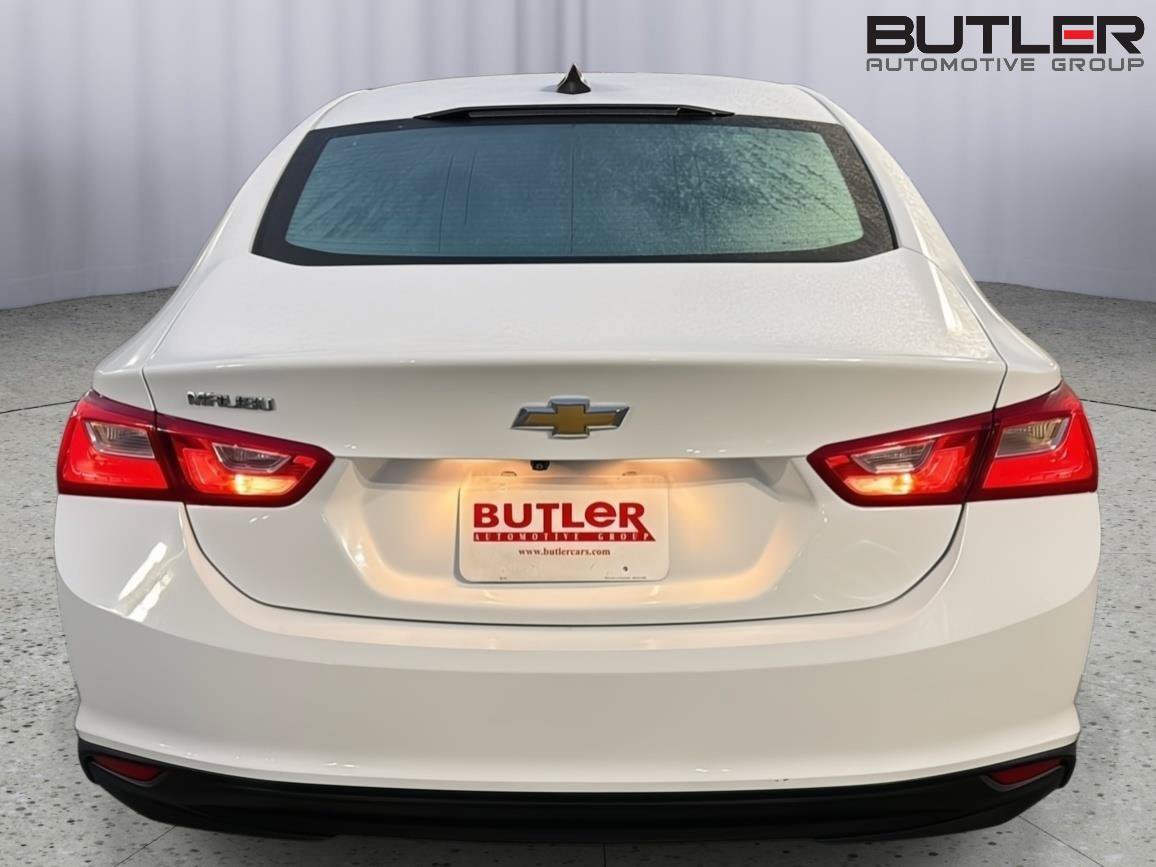 Used 2023 Chevrolet Malibu LS FWD image 5