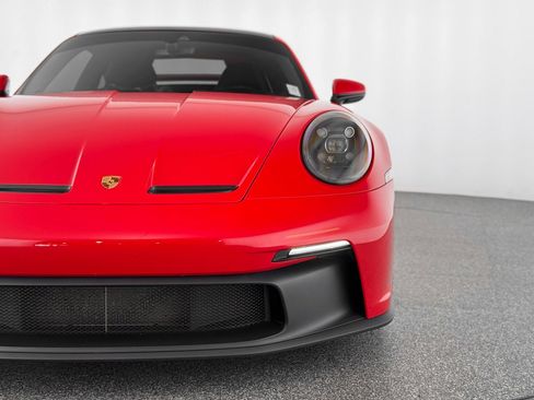 Used 2022 Porsche 911 GT3 image 43