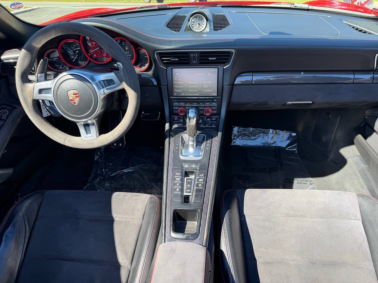 Used 2015 Porsche 911 Cabriolet image 21