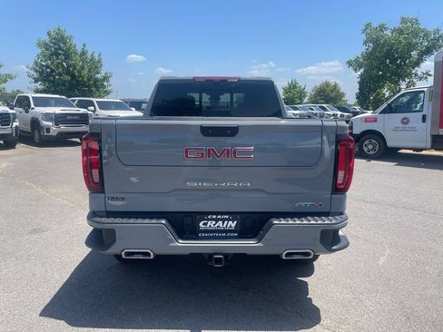 Used 2025 GMC Sierra 1500 AT4 w/ AT4 Premium Package AWD/4WD image 6