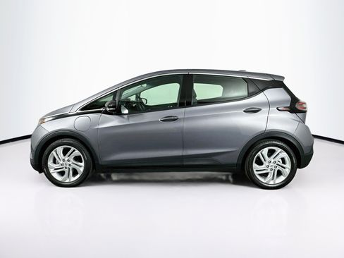 Used 2023 Chevrolet Bolt LT FWD image 4