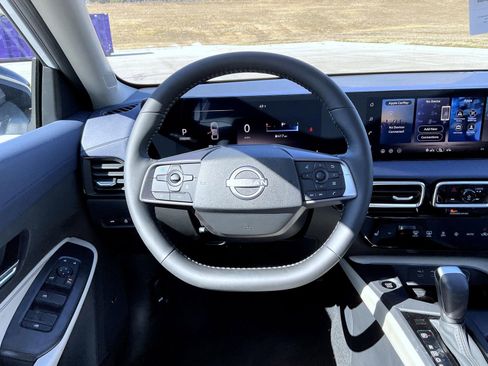 New 2026 Nissan Sentra SL FWD image 11
