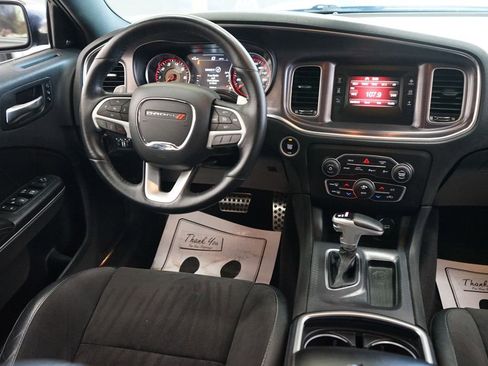 Used 2017 Dodge Charger R/T Scat Pack RWD image 11