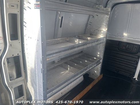 Used 2017 Chevrolet Express 2500 image 11