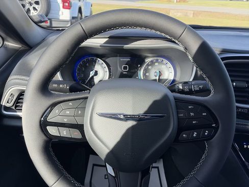 New 2026 Chrysler Pacifica Select w/ S Appearance Package image 14