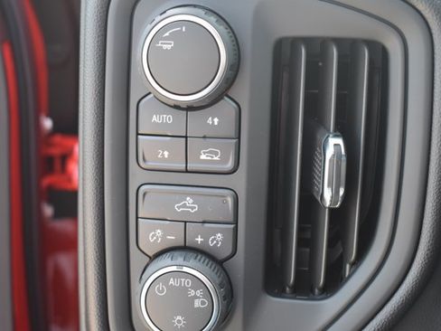 New 2026 Chevrolet Silverado 1500 Custom w/ LPO, Dark Essentials Package AWD/4WD image 29