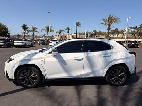 Used 2024 Lexus UX 250h F Sport image 3