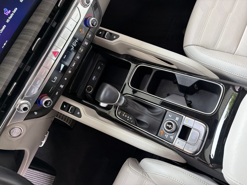 Used 2024 Kia Telluride SX Prestige AWD/4WD image 43